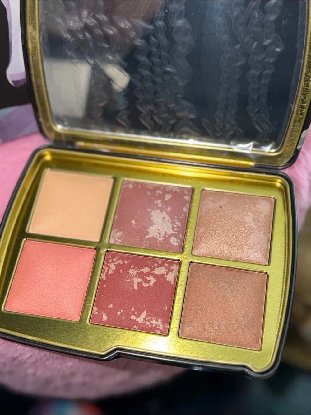 Hourglass Ambient Lighting Palette —  Horse